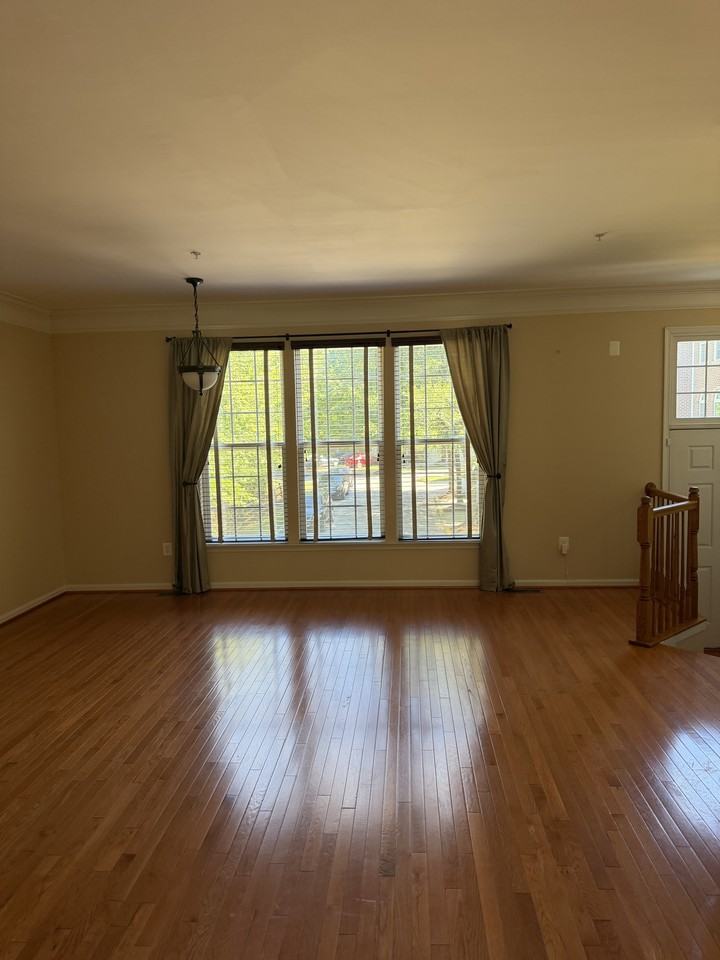 737 Parev Way #1 - Photo 4 of 15