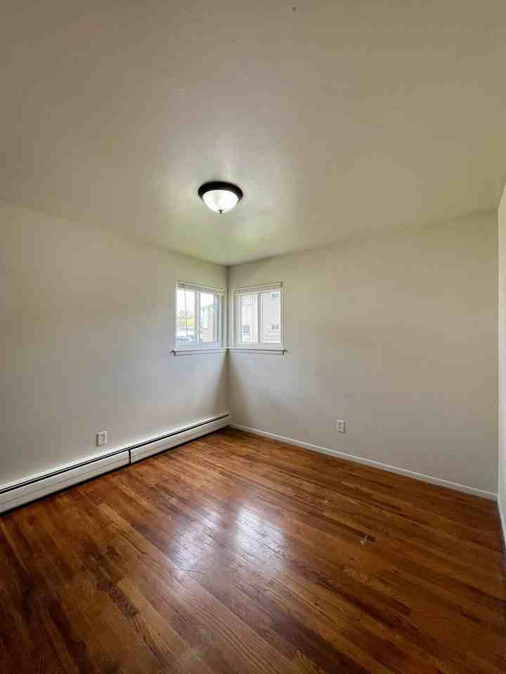 720 Harrison Blvd #20 - Photo 5 of 11