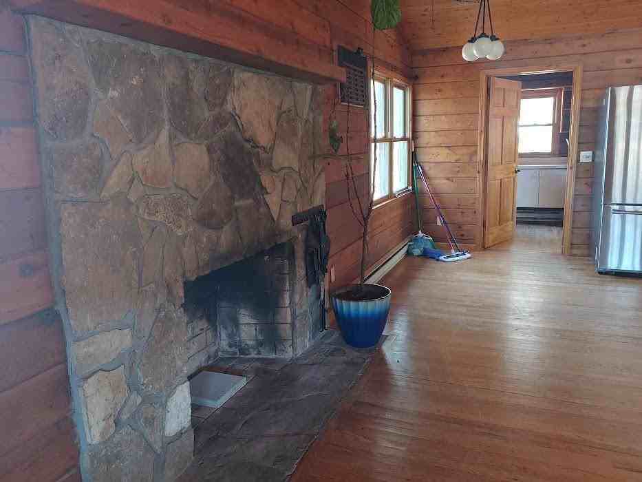 536 Henderson Rd #1 - Photo 7 of 15