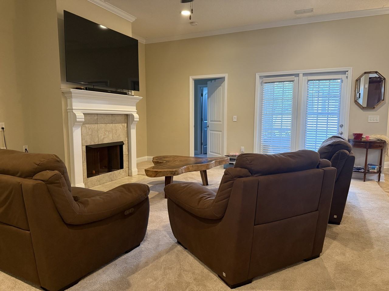 729 English Oak Dr #1 - Photo 6 of 33