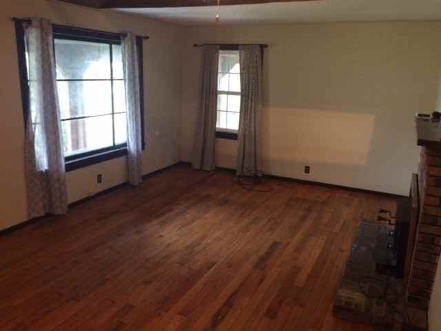 207 S 15th St #1 - Photo 4 of 20