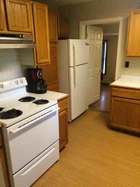 207 S 15th St #1 - Photo 6 of 20