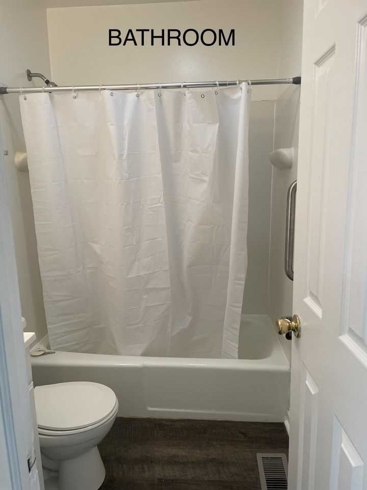 613 College Dr #C - Photo 7 of 14
