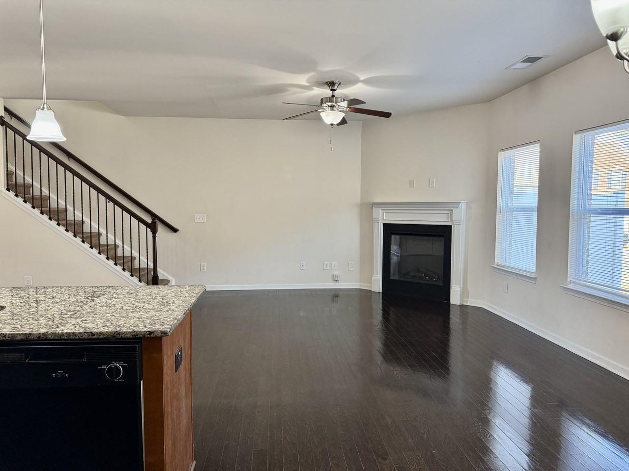 257 Centerview Way #1 - Photo 4 of 20