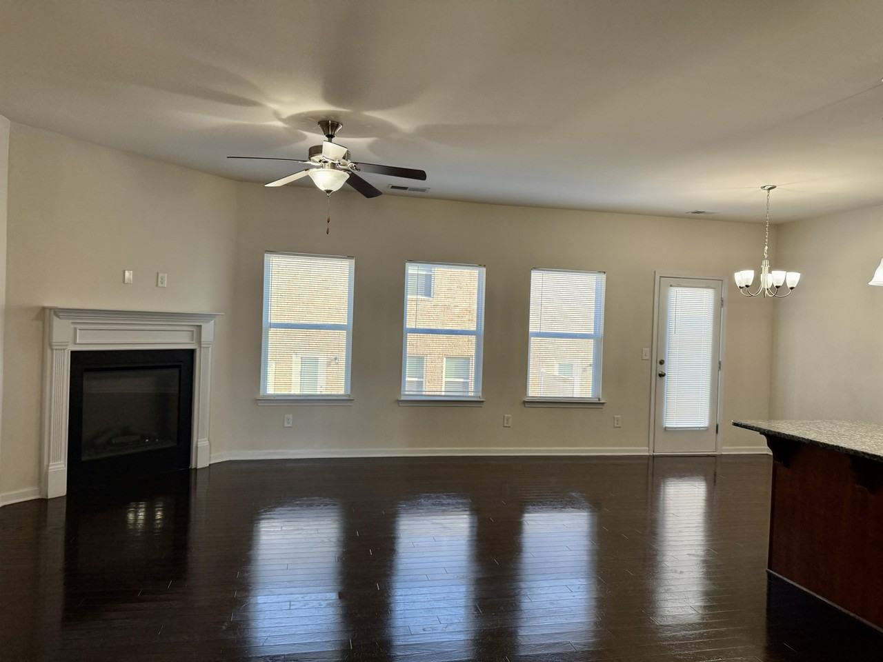257 Centerview Way #1 - Photo 5 of 20