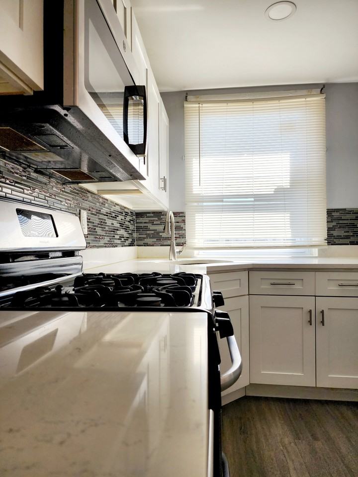 5316 Glenloch St #1 - Photo 5 of 12