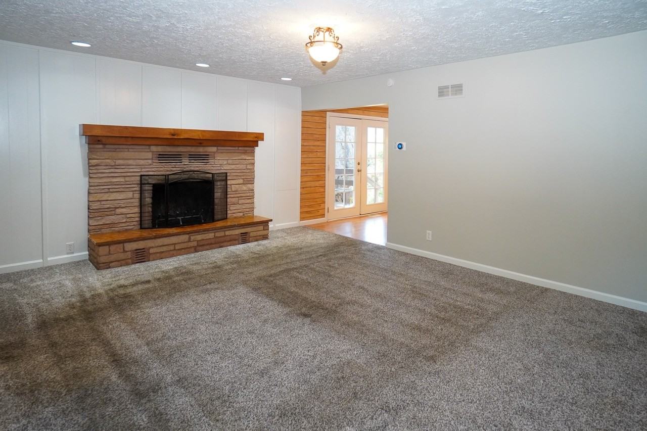5707 N Bogart Ln #1 - Photo 7 of 25