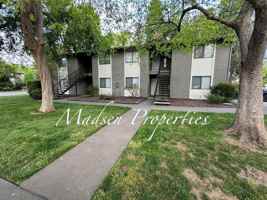 featured image of 1340 W 4th St #2