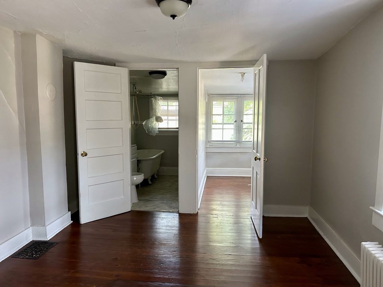 615 S Braddock St #615 - Photo 7 of 9