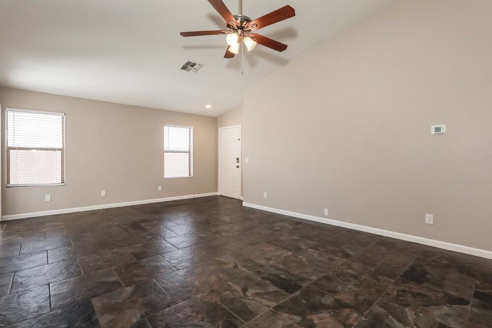 33053 N North Butte Dr - Photo 4 of 16