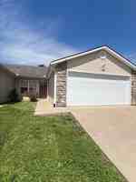 featured image of 707 Elliott Ln #1