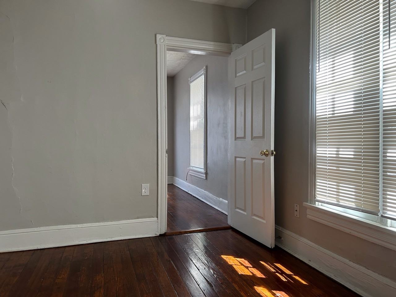 311 S Kent St #311 - Photo 7 of 8