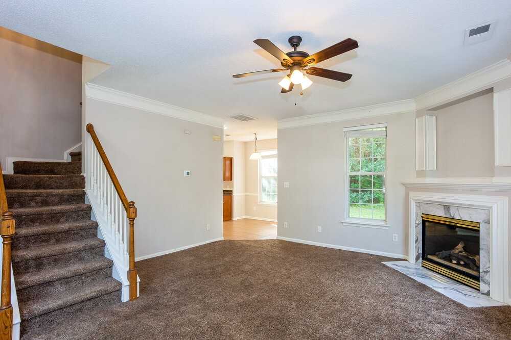 7530 Wilkins Terrace Dr - Photo 6 of 17