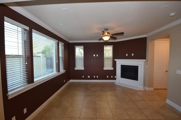 553 Addison Ct #1 - Photo 5 of 25