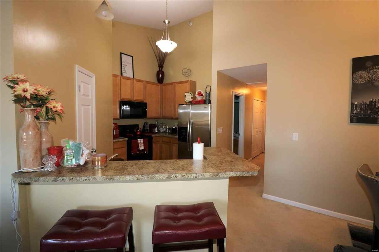 712 Harbor Woods Dr - Photo 5 of 20