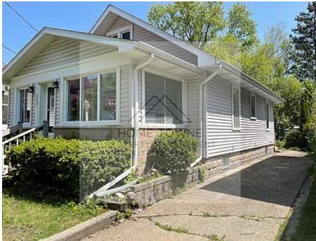 722 N Hayford Ave - Photo 2 of 11