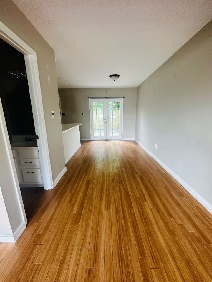 309 W Sallier St - Photo 3 of 5