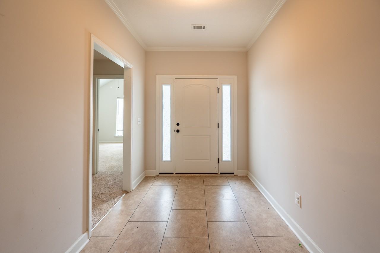 724 Fordham Rd #1 - Photo 2 of 25
