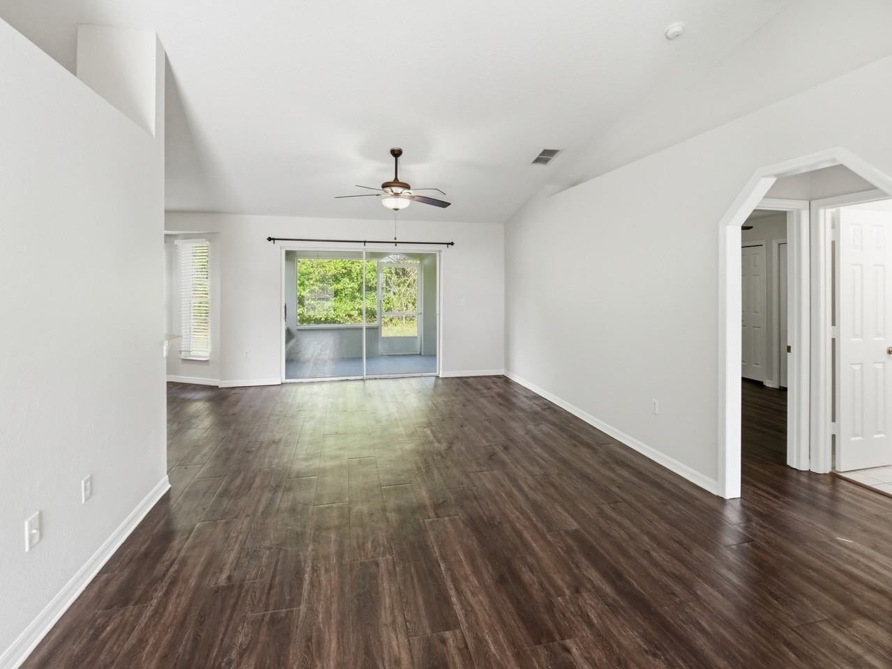 2368 Sweetwater Blvd #1 - Photo 6 of 28