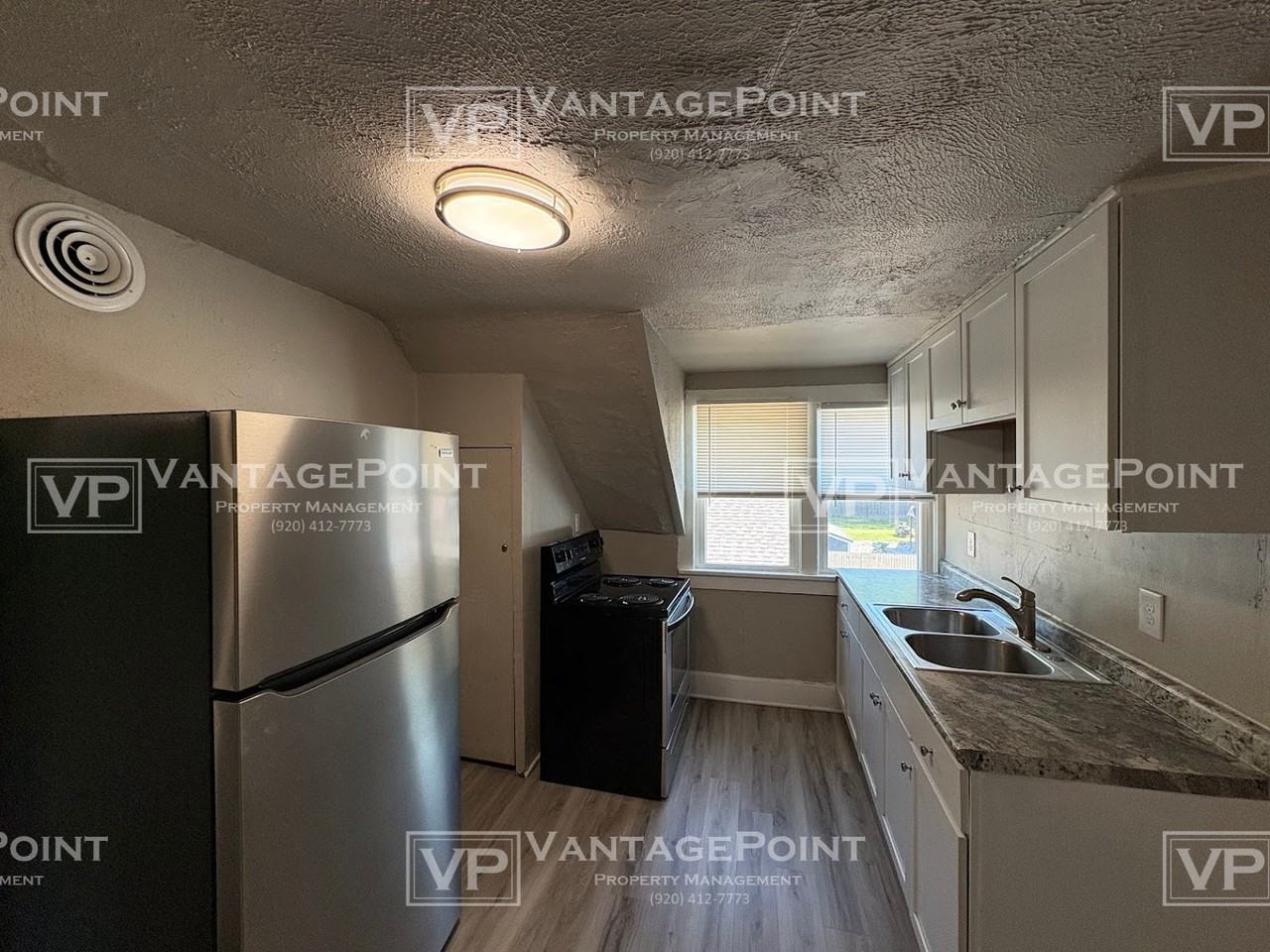 1225 S Chestnut Ave Uppr - Photo 2 of 21