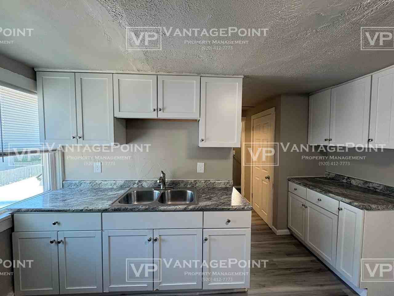 1225 S Chestnut Ave Uppr - Photo 4 of 21