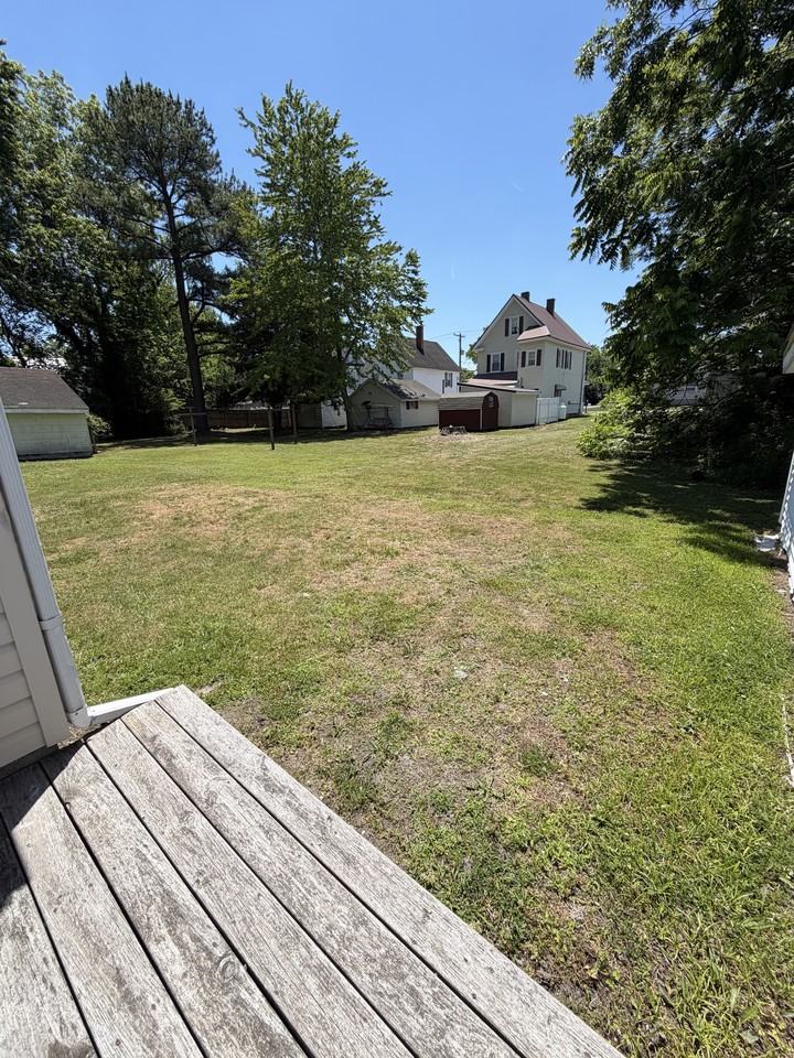 406 Maple St #1 - Photo 3 of 13