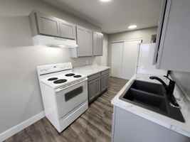 featured image of 546 Martha Ave #16