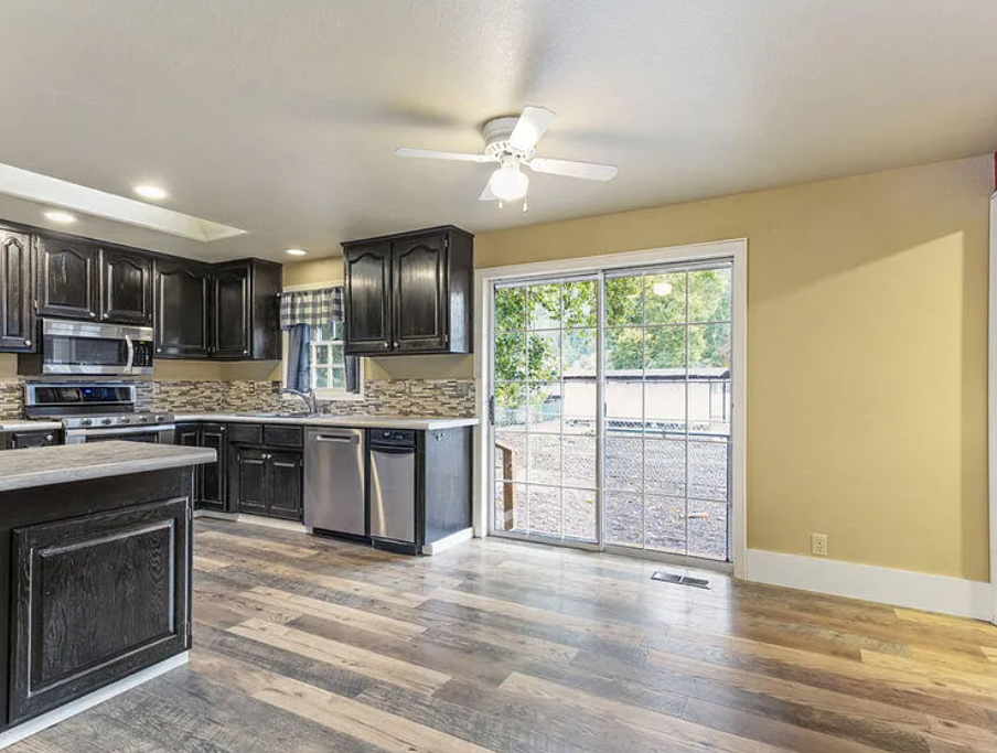 132 Lloyellen Dr #1 - Photo 5 of 24