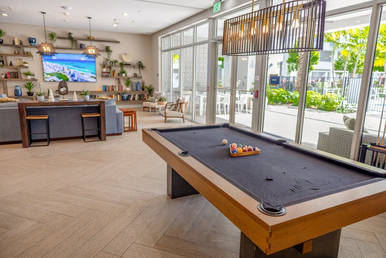 Pura Vida Hialeah Luxury Apartments - Photo 3 of 49