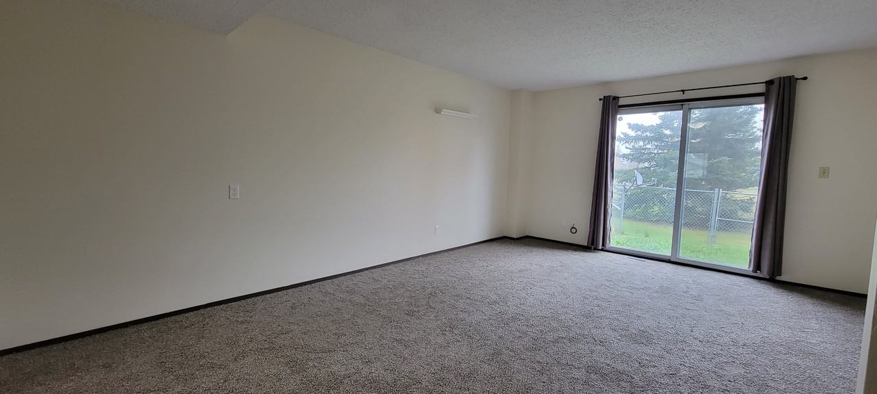 8109 95 St - Photo 6 of 43