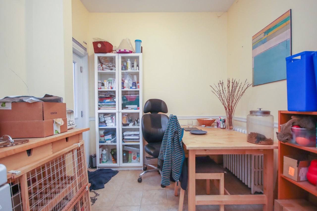 260 Somerset St W - Photo 7 of 12