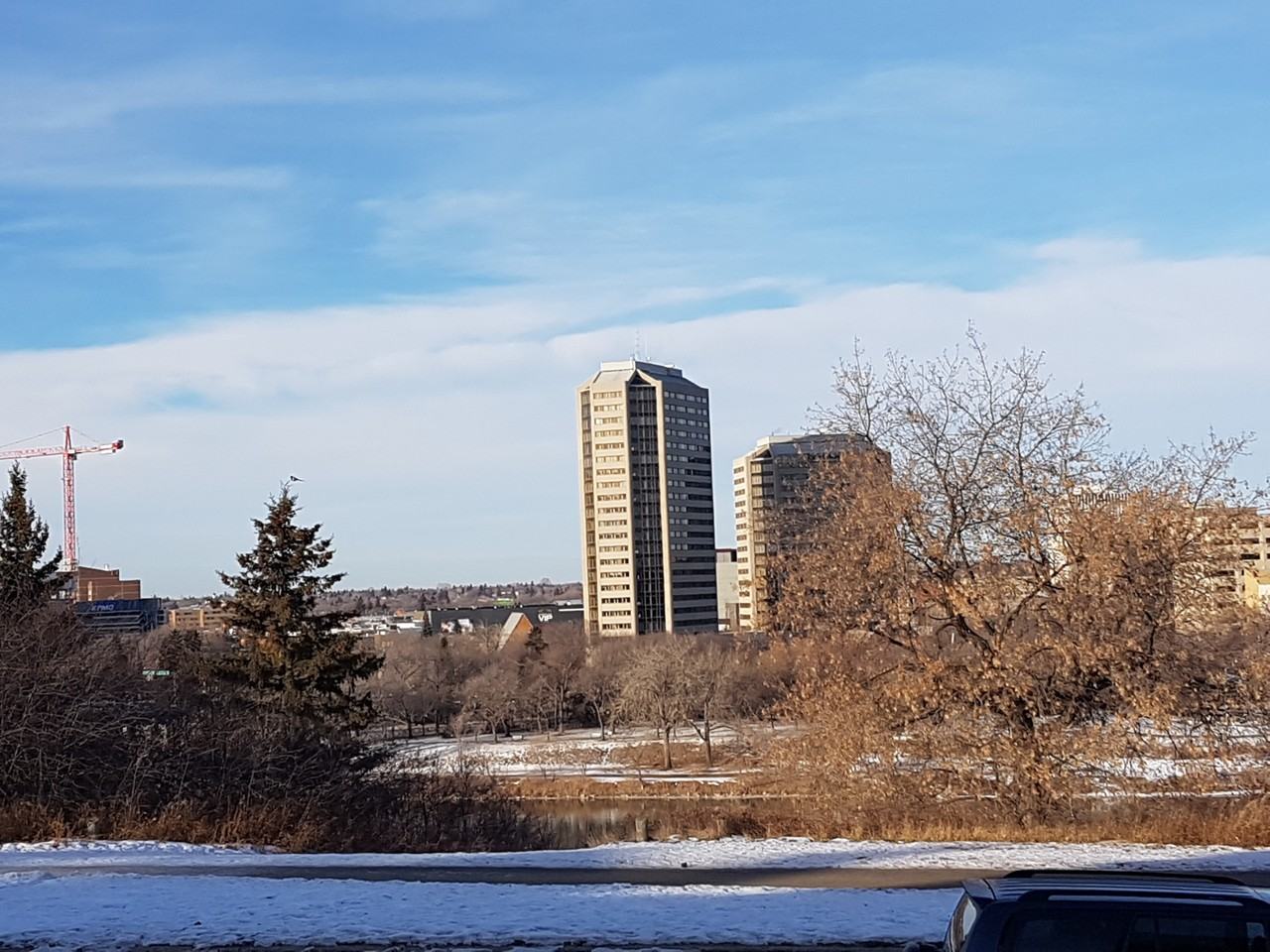 670 Sask Cres E, Saskatoon Executive Home | 3 Bedrooms | 3 Bathrooms - Photo 2 of 14