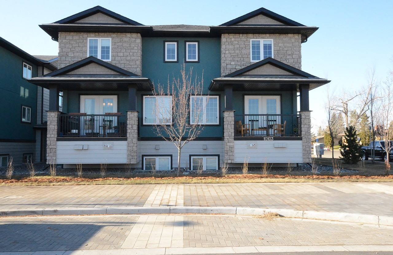 10101 102 Ave - Photo 4 of 15