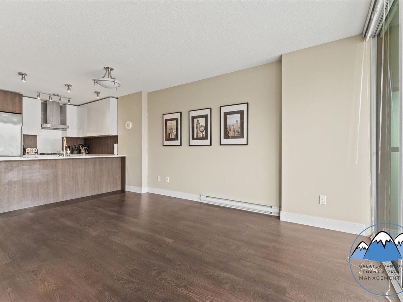 3007 Glen Dr - Photo 6 of 29