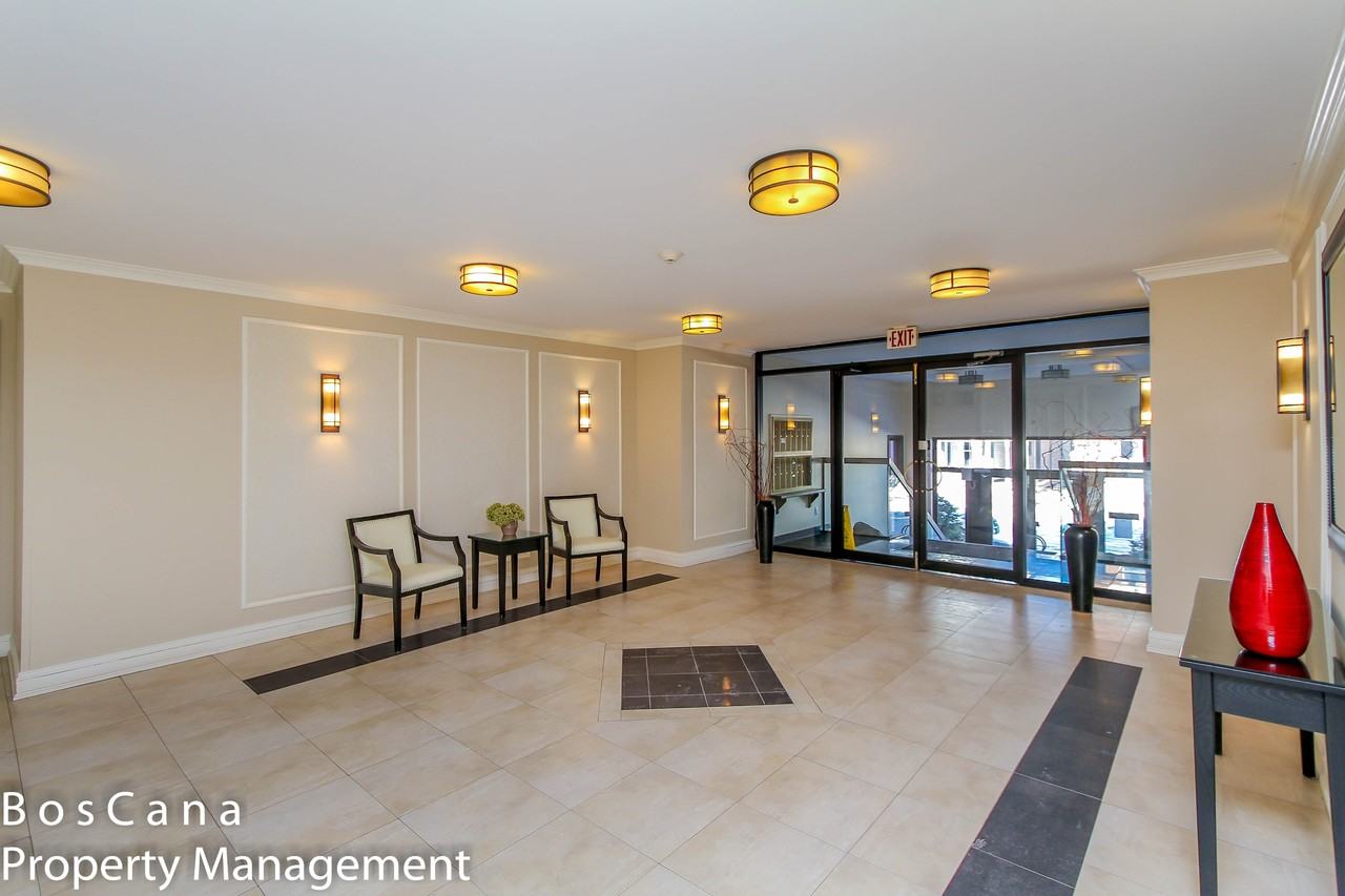 222 Bruyère St - Photo 3 of 25