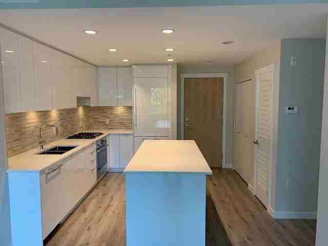 9213 Odlin Rd - Photo 6 of 22