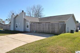 300 Woodale Dr #1 - Photo 1 of 1