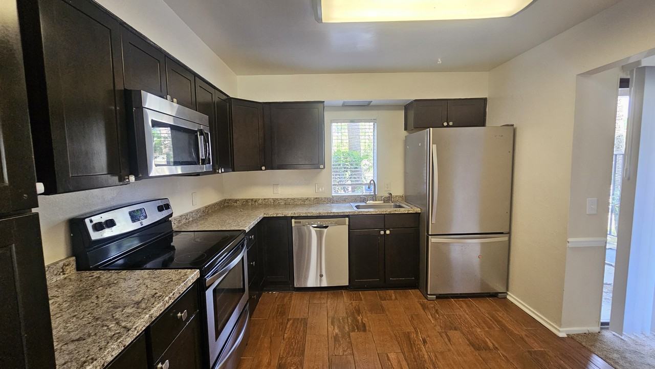 7767 Las Palmas Way #122 - Photo 6 of 17
