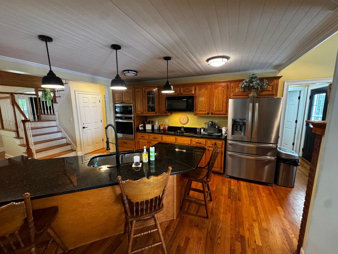295 Tyson Rd - Photo 3 of 50
