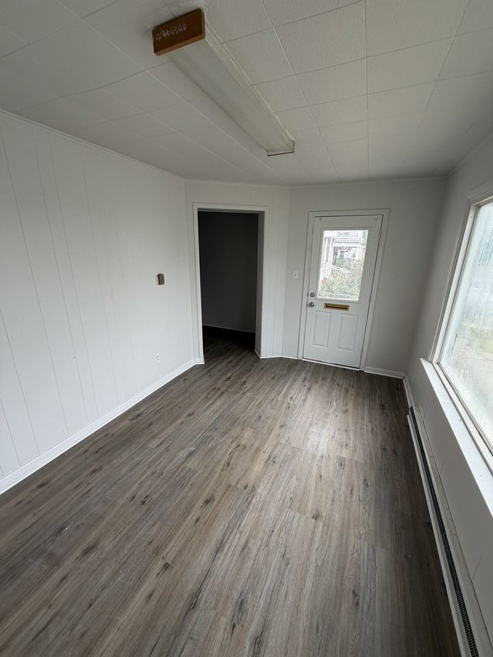 422 W High St #1 - Photo 5 of 11