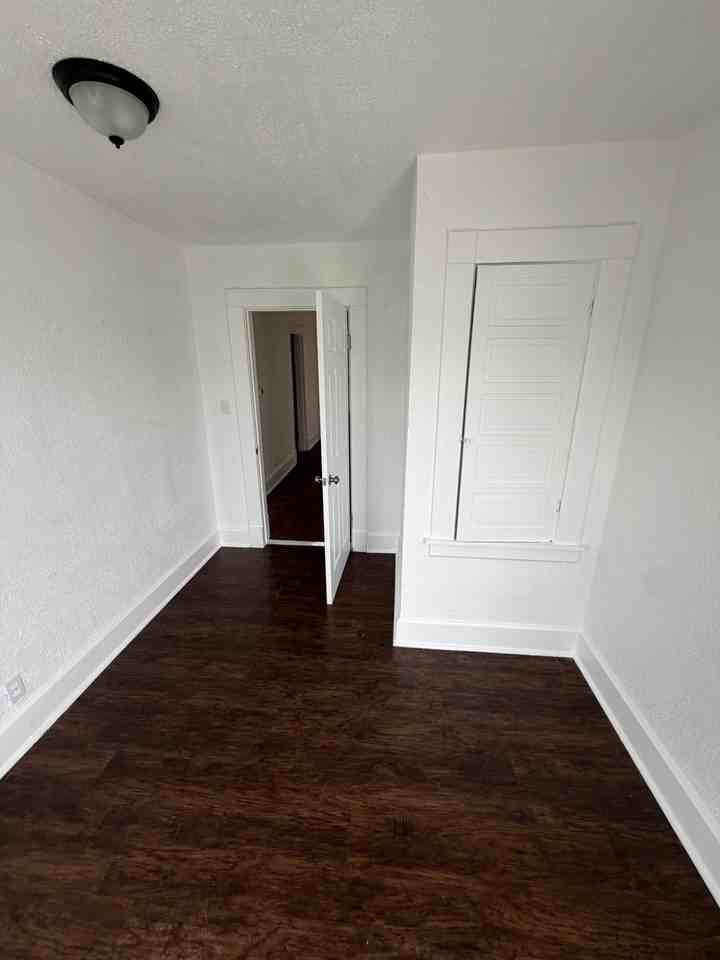 422 W High St #2 - Photo 5 of 14