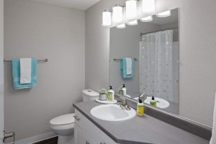 700 Sw Eastman Pkwy - Photo 1 of 1