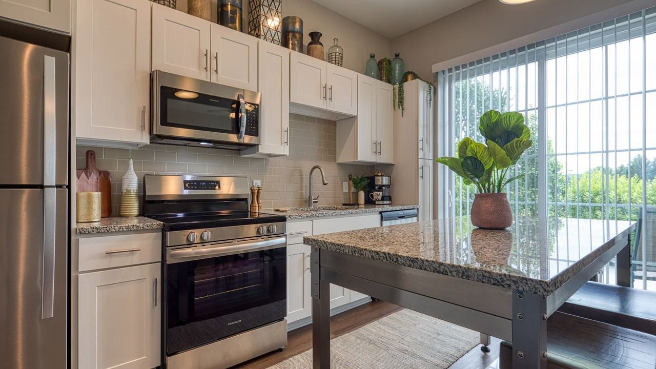 Triton Glen - Photo 2 of 40