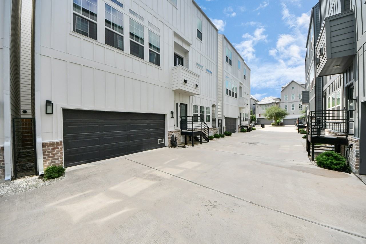1223 West 16th StreetUNIT B #1 - Photo 4 of 31