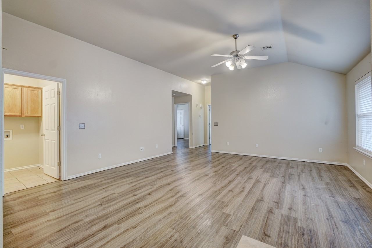 12324 Sw 5th St #1 - Photo 3 of 17