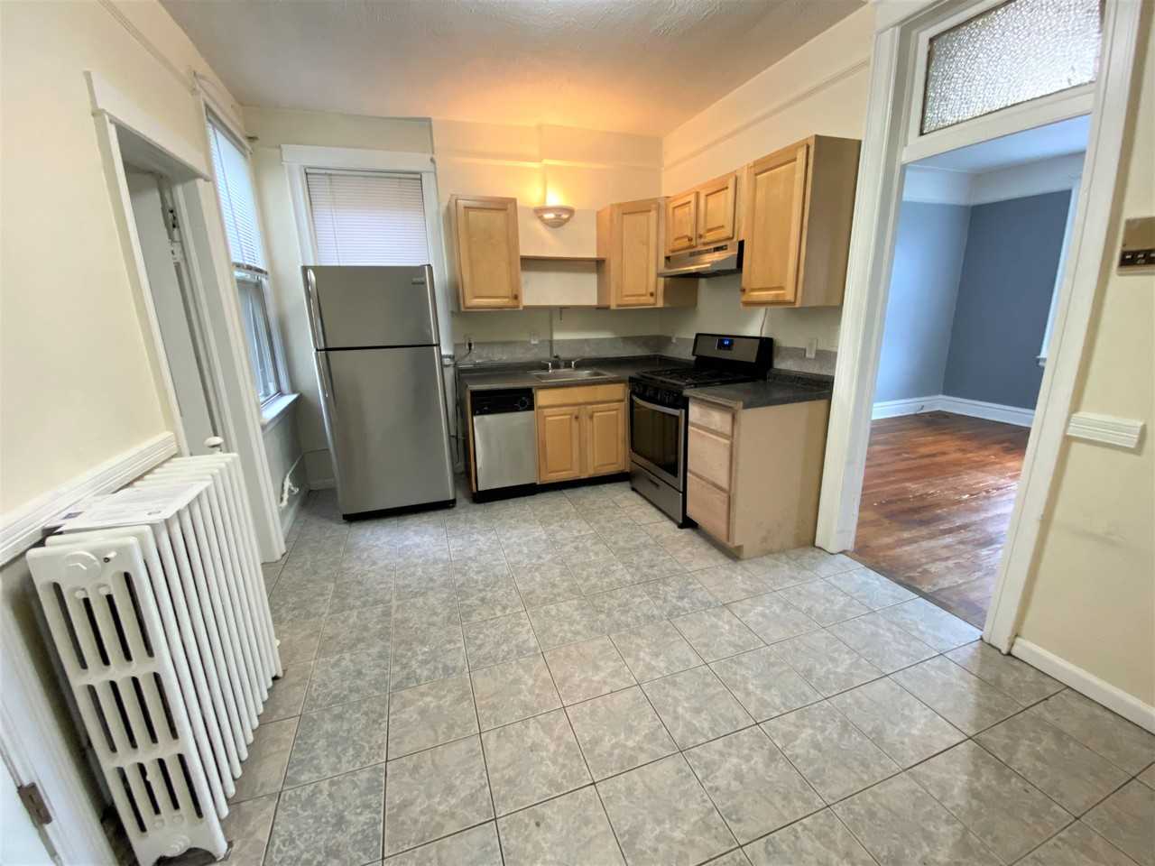 139 70th St #3 - Photo 2 of 10