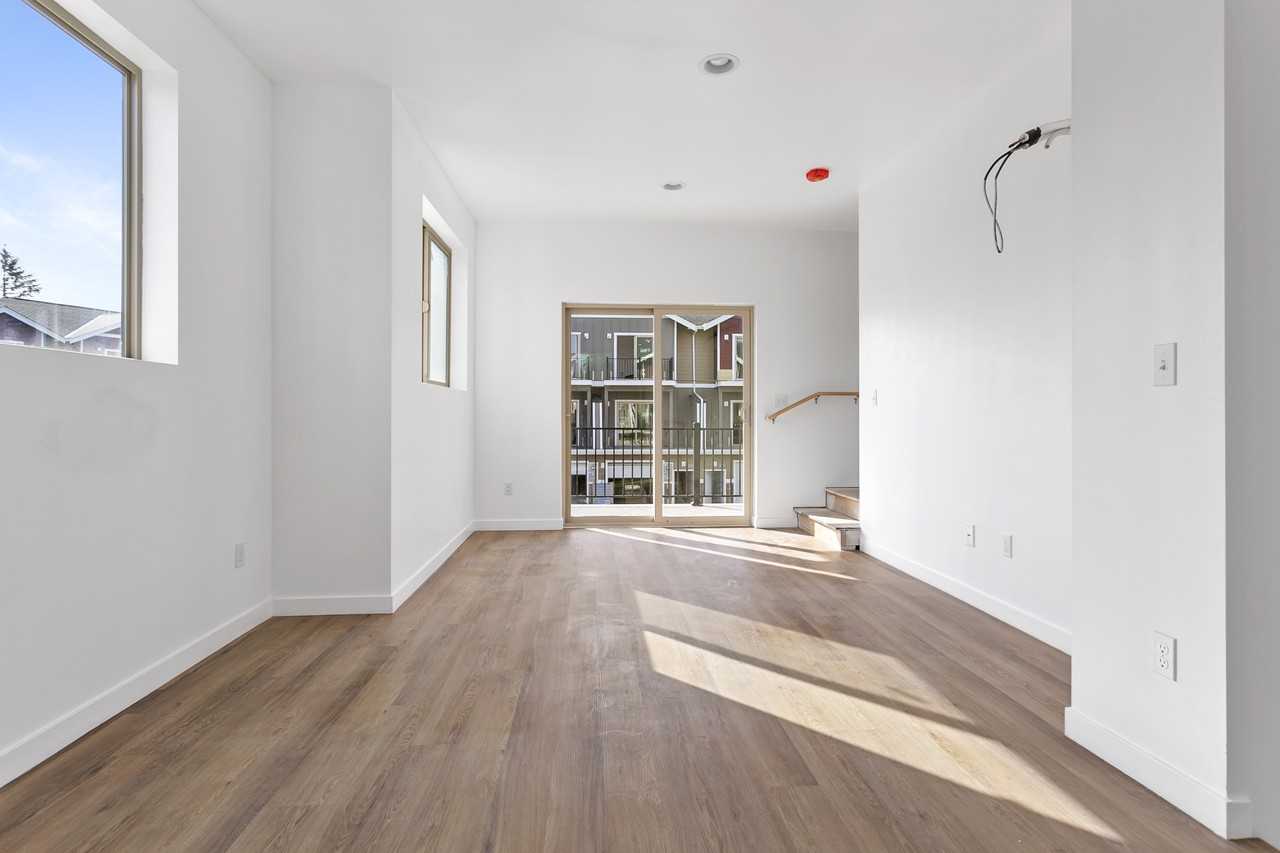 2028 Salam Loop - Photo 4 of 10