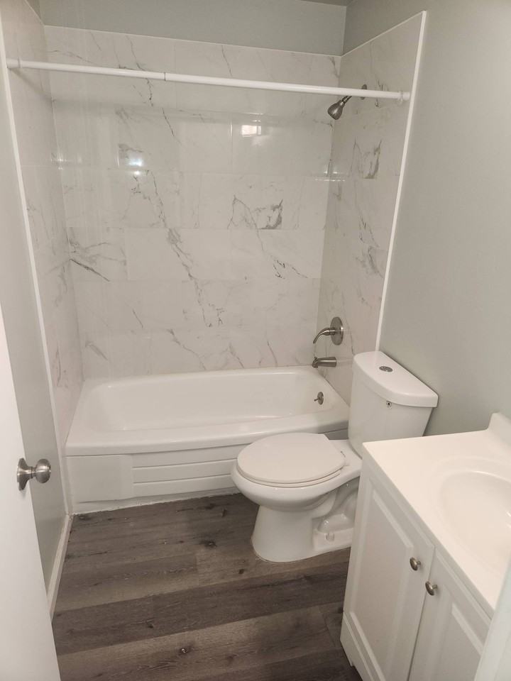 2015 82nd Ave #2 - Photo 3 of 9