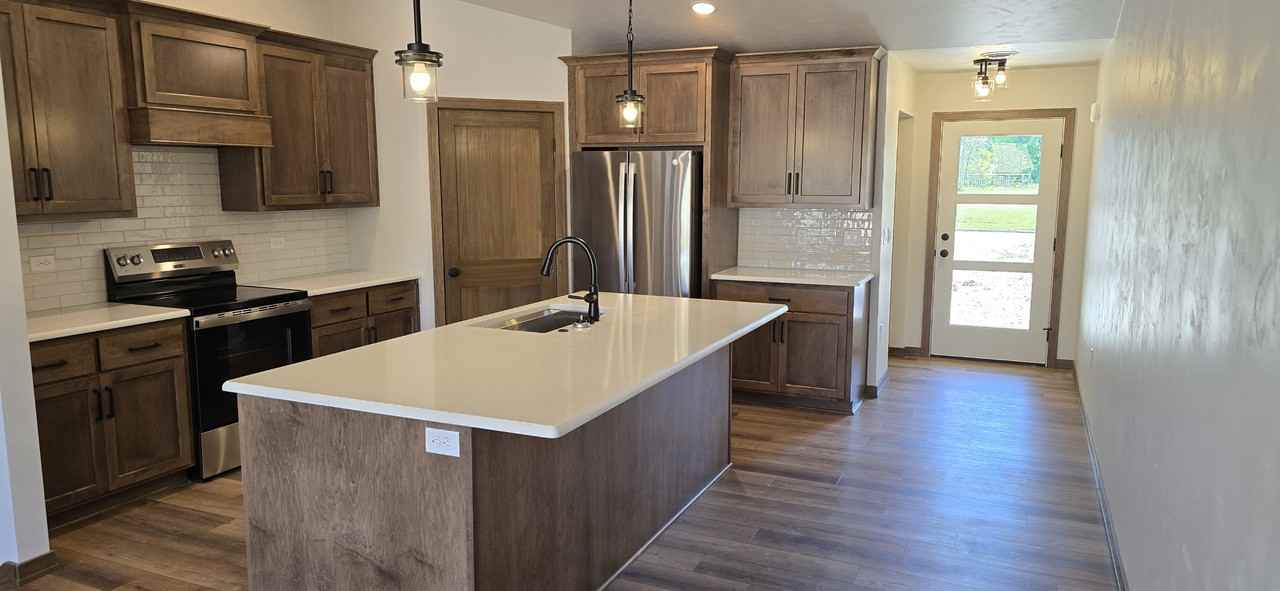508 Lande St #508 - Photo 3 of 12