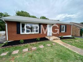 featured image of 5125 Airport Rd Nw #1